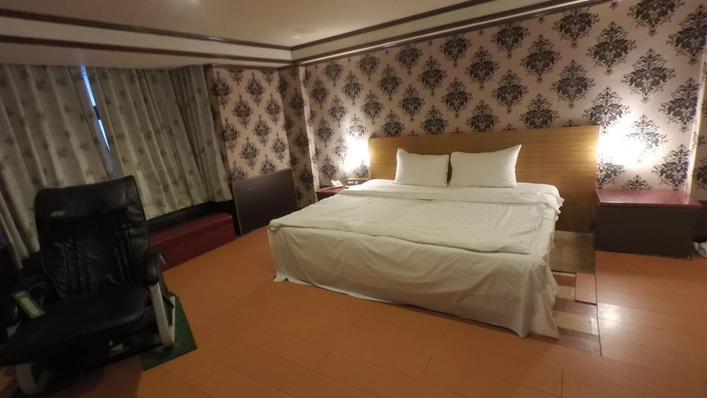 Shanghai Hotel Чжунли Екстериор снимка