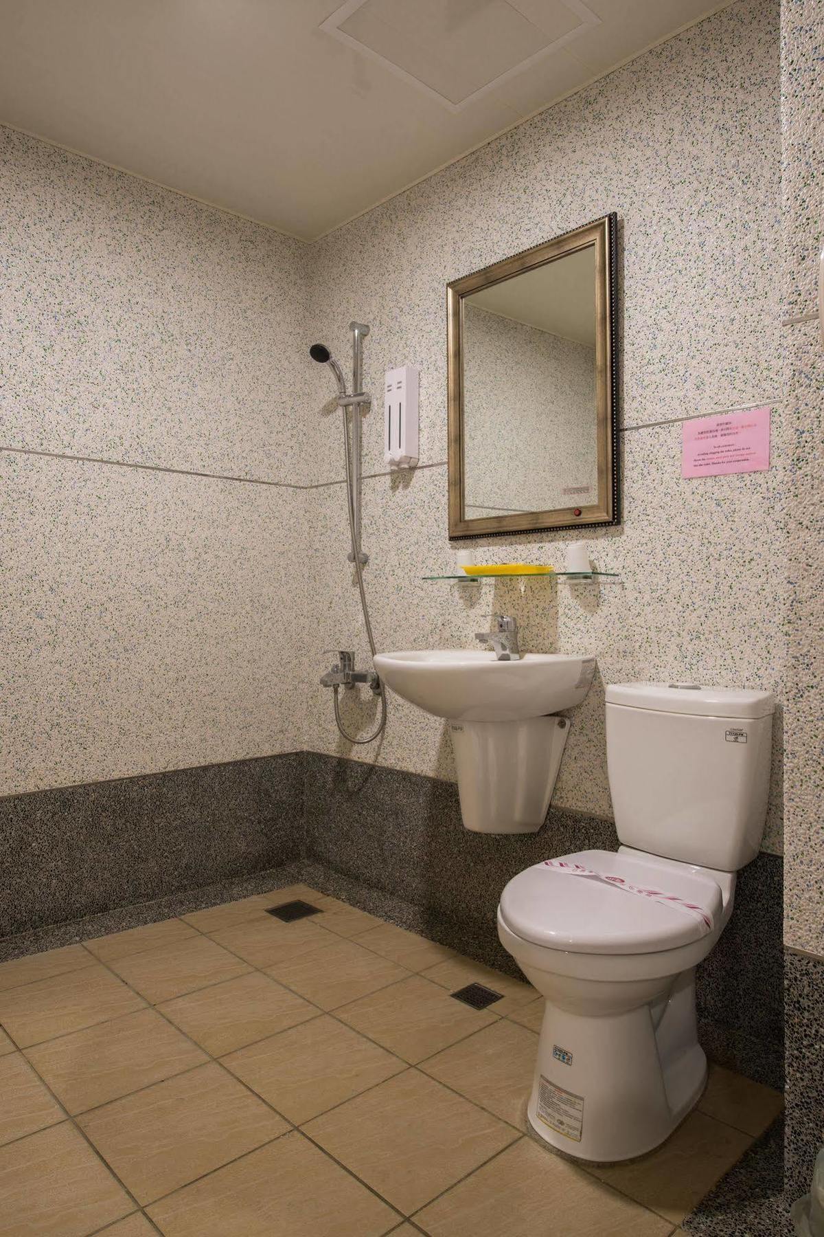 Shanghai Hotel Чжунли Екстериор снимка